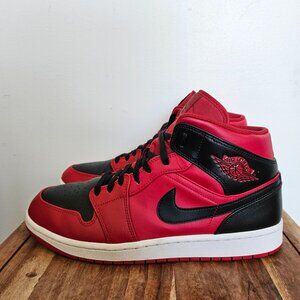 Nike Air Jordan 1 Mid Reverse Bred 2022 554724-660 Size 10.5